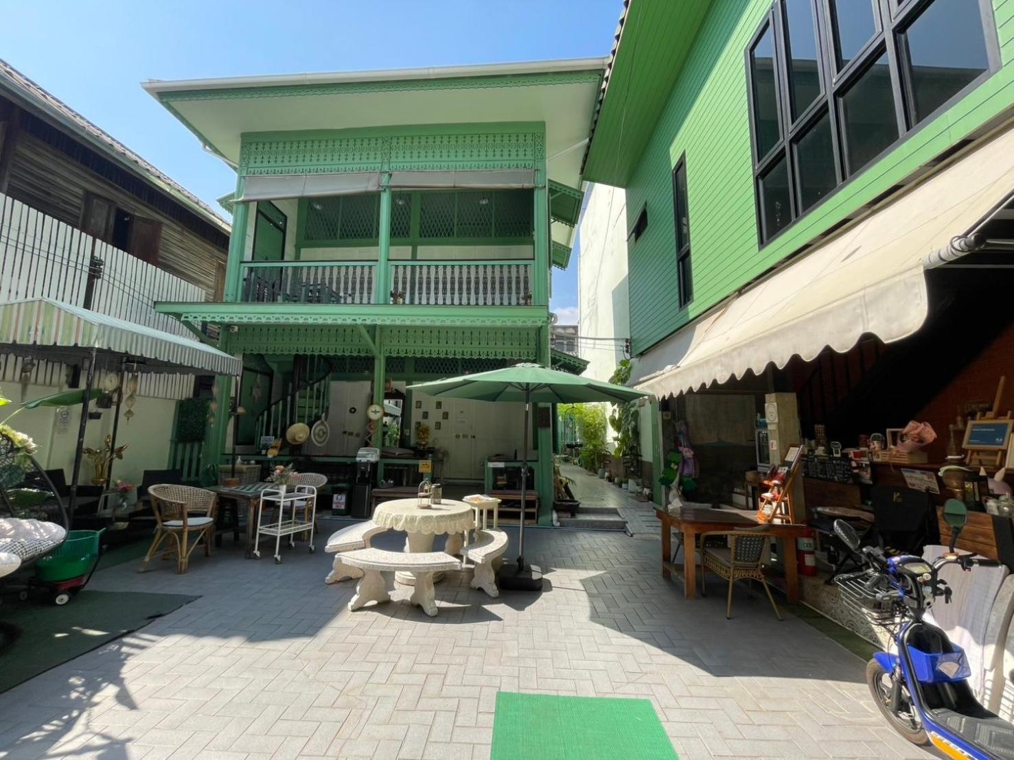 Green Teak House Bangkok Luaran gambar