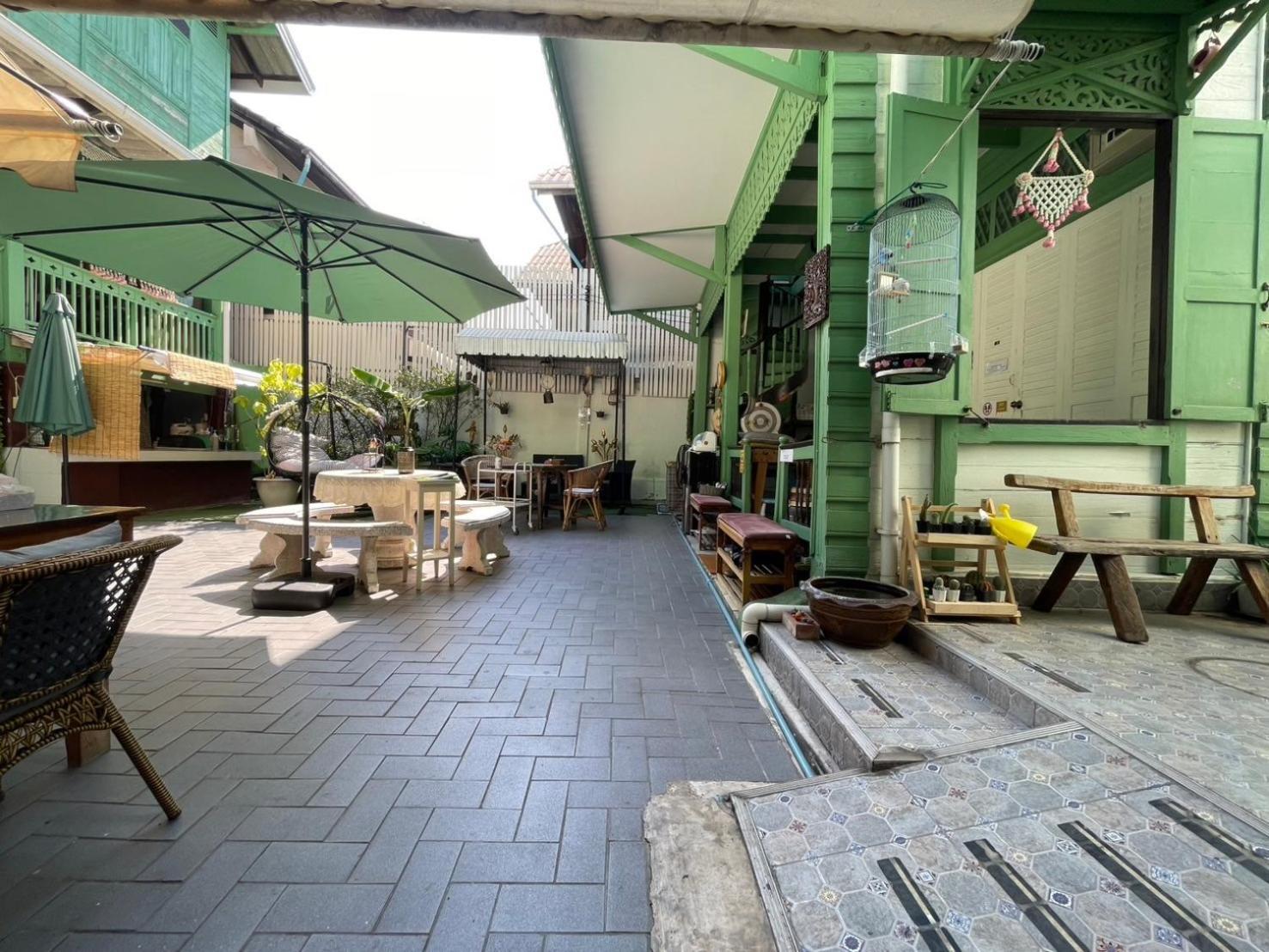Green Teak House Bangkok Luaran gambar