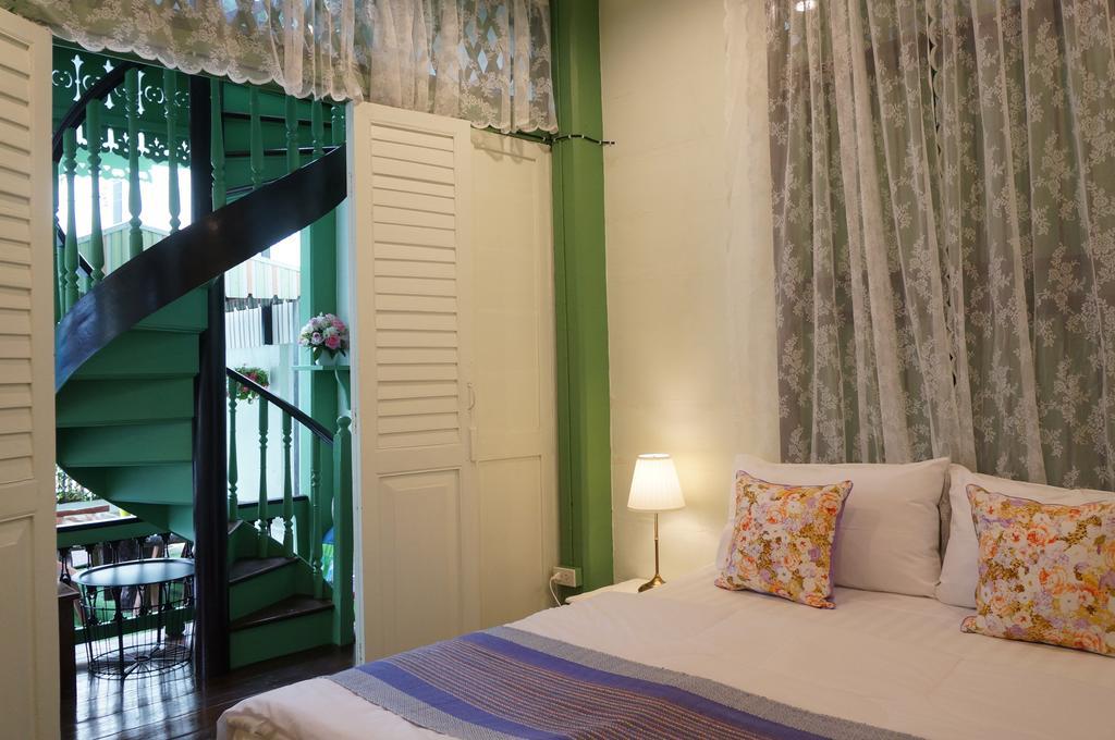 Green Teak House Bangkok Luaran gambar