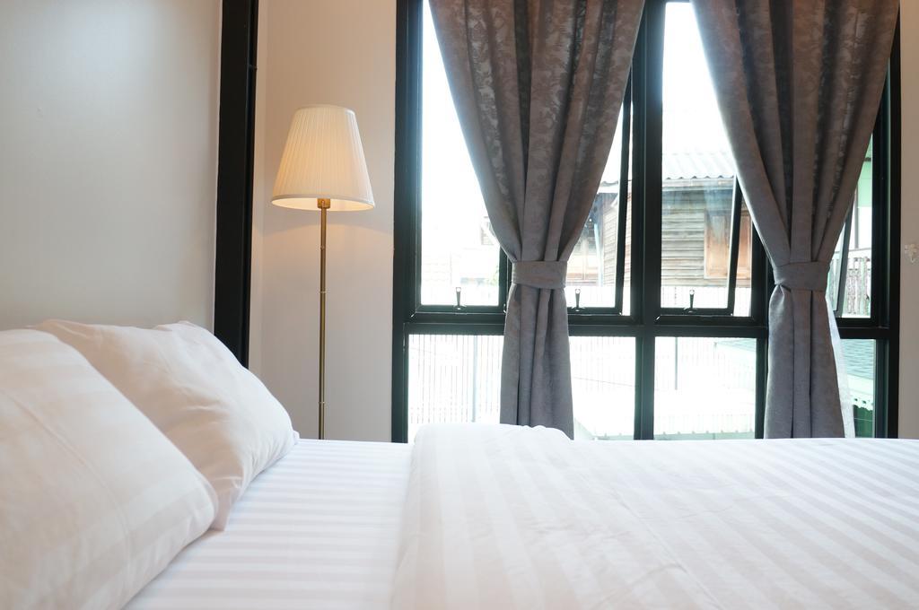 Green Teak House Bangkok Luaran gambar
